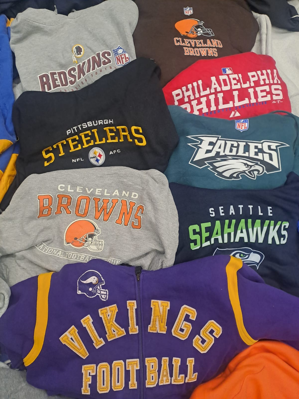 Mix Box Sweatshirts - Tracktop & Shell jackets